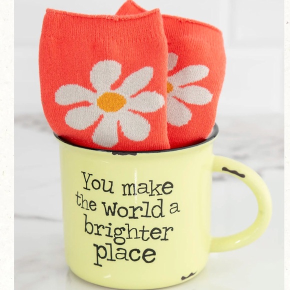NATURAL LIFE Other - NEW mug and socks set you make the world a brighter place